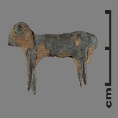 Figurine. Small quadruped. Bronze.; YPM BC 031137